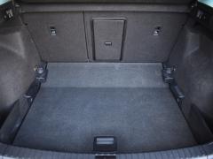 https://www.autoroyal.es/media/com_expautospro/images/big/turismos_todo_terrenos_y_furgonetas_seat_ateca_68fa097bd414a.JPG