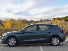 https://www.autoroyal.es/media/com_expautospro/images/big/turismos_todo_terrenos_y_furgonetas_seat_leon_673f539a8774b.JPG