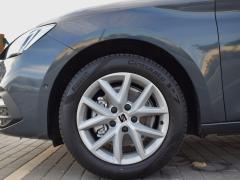 https://www.autoroyal.es/media/com_expautospro/images/big/turismos_todo_terrenos_y_furgonetas_seat_leon_673f539c094b5.JPG
