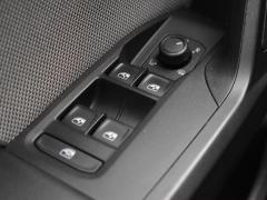 https://www.autoroyal.es/media/com_expautospro/images/big/turismos_todo_terrenos_y_furgonetas_seat_leon_673f539f5cba3.JPG