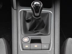 https://www.autoroyal.es/media/com_expautospro/images/big/turismos_todo_terrenos_y_furgonetas_seat_leon_673f53a6c9b45.JPG
