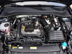 https://www.autoroyal.es/media/com_expautospro/images/big/turismos_todo_terrenos_y_furgonetas_seat_leon_673f53a8df004.JPG