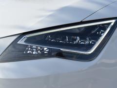 https://www.autoroyal.es/media/com_expautospro/images/big/turismos_todo_terrenos_y_furgonetas_seat_leon_686912a399f35.JPG