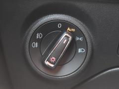 https://www.autoroyal.es/media/com_expautospro/images/big/turismos_todo_terrenos_y_furgonetas_seat_leon_686912a5bb306.JPG