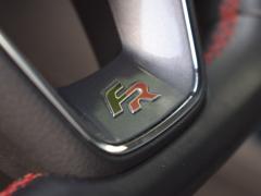 https://www.autoroyal.es/media/com_expautospro/images/big/turismos_todo_terrenos_y_furgonetas_seat_leon_686912a6516e8.JPG