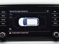 https://www.autoroyal.es/media/com_expautospro/images/big/turismos_todo_terrenos_y_furgonetas_skoda_karoq_69aeb8233d294.JPG