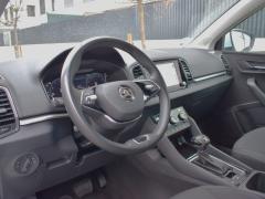 https://www.autoroyal.es/media/com_expautospro/images/big/turismos_todo_terrenos_y_furgonetas_skoda_karoq_69aeb824c8853.JPG