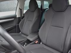 https://www.autoroyal.es/media/com_expautospro/images/big/turismos_todo_terrenos_y_furgonetas_skoda_karoq_69aeb82af3fb0.JPG