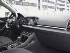 https://www.autoroyal.es/media/com_expautospro/images/big/turismos_todo_terrenos_y_furgonetas_skoda_karoq_69aeb83a7f15e.JPG