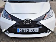 https://www.autoroyal.es/media/com_expautospro/images/big/turismos_todo_terrenos_y_furgonetas_toyota_aygo_6027ce9a33c5a.JPG