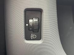 https://www.autoroyal.es/media/com_expautospro/images/big/turismos_todo_terrenos_y_furgonetas_toyota_aygo_6576ee888c9fb.JPG