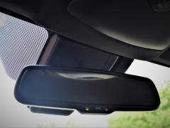 https://www.autoroyal.es/media/com_expautospro/images/big/turismos_todo_terrenos_y_furgonetas_toyota_c_hr_60ccbcbc7f7ff.JPG