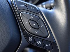 https://www.autoroyal.es/media/com_expautospro/images/big/turismos_todo_terrenos_y_furgonetas_toyota_c_hr_6ab6b495d51fc.JPG