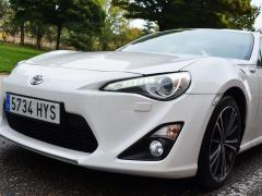 https://www.autoroyal.es/media/com_expautospro/images/big/turismos_todo_terrenos_y_furgonetas_toyota_gt86_5da9d77ba6e7e.JPG