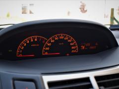 https://www.autoroyal.es/media/com_expautospro/images/big/turismos_todo_terrenos_y_furgonetas_toyota_yaris_62740fb224a9e.JPG