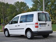 https://www.autoroyal.es/media/com_expautospro/images/big/turismos_todo_terrenos_y_furgonetas_volkswagen_caddy_61310546a4ca0.JPG