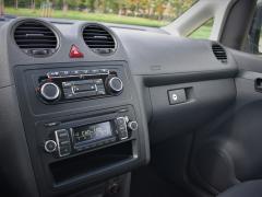 https://www.autoroyal.es/media/com_expautospro/images/big/turismos_todo_terrenos_y_furgonetas_volkswagen_caddy_6131054d881cf.JPG