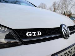 https://www.autoroyal.es/media/com_expautospro/images/big/turismos_todo_terrenos_y_furgonetas_volkswagen_golf_6041245a8cf4b.JPG