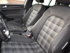 https://www.autoroyal.es/media/com_expautospro/images/big/turismos_todo_terrenos_y_furgonetas_volkswagen_golf_6041245e9012f.JPG