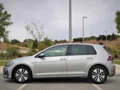 https://www.autoroyal.es/media/com_expautospro/images/big/turismos_todo_terrenos_y_furgonetas_volkswagen_golf_613642d743385.JPG