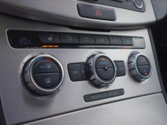 https://www.autoroyal.es/media/com_expautospro/images/big/turismos_todo_terrenos_y_furgonetas_volkswagen_passat_623b669095d2f.JPG