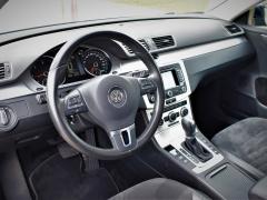 https://www.autoroyal.es/media/com_expautospro/images/big/turismos_todo_terrenos_y_furgonetas_volkswagen_passat_623b669582918.JPG