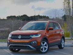 https://www.autoroyal.es/media/com_expautospro/images/big/turismos_todo_terrenos_y_furgonetas_volkswagen_t_cross_675db166eb97e.JPG