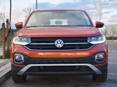 https://www.autoroyal.es/media/com_expautospro/images/big/turismos_todo_terrenos_y_furgonetas_volkswagen_t_cross_675db16921d4c.JPG
