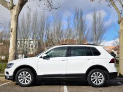 https://www.autoroyal.es/media/com_expautospro/images/big/turismos_todo_terrenos_y_furgonetas_volkswagen_tiguan_5fd8e4a3e28ba.JPG