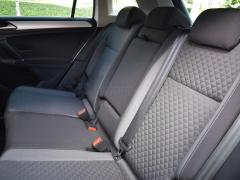 https://www.autoroyal.es/media/com_expautospro/images/big/turismos_todo_terrenos_y_furgonetas_volkswagen_tiguan_5fd8e4a44d11a.JPG