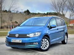 https://www.autoroyal.es/media/com_expautospro/images/big/turismos_todo_terrenos_y_furgonetas_volkswagen_touran_61d867cf0abd7.jpg