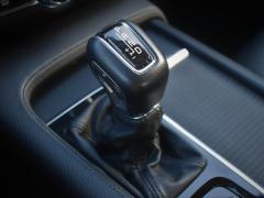 https://www.autoroyal.es/media/com_expautospro/images/big/turismos_todo_terrenos_y_furgonetas_volvo_s90_63c6d3c03f14d.JPG