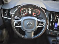 https://www.autoroyal.es/media/com_expautospro/images/big/turismos_todo_terrenos_y_furgonetas_volvo_s90_63c6d3c77b80b.JPG