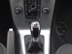 https://www.autoroyal.es/media/com_expautospro/images/big/turismos_todo_terrenos_y_furgonetas_volvo_v40_667da84402e40.JPG