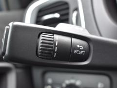 https://www.autoroyal.es/media/com_expautospro/images/big/turismos_todo_terrenos_y_furgonetas_volvo_v40_673dd4e187676.JPG