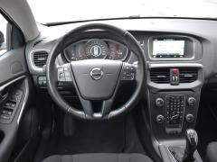 https://www.autoroyal.es/media/com_expautospro/images/big/turismos_todo_terrenos_y_furgonetas_volvo_v40_677d4e29e46bd.JPG