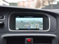 https://www.autoroyal.es/media/com_expautospro/images/big/turismos_todo_terrenos_y_furgonetas_volvo_v40_677d4e2a4f3ae.JPG