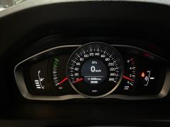 https://www.autoroyal.es/media/com_expautospro/images/big/turismos_todo_terrenos_y_furgonetas_volvo_v60_65e891af64813.jpg