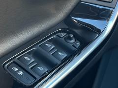 https://www.autoroyal.es/media/com_expautospro/images/big/turismos_todo_terrenos_y_furgonetas_volvo_v60_65e891b305cbe.JPG