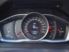 https://www.autoroyal.es/media/com_expautospro/images/big/turismos_todo_terrenos_y_furgonetas_volvo_v60_665758b585a4d.JPG