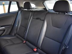 https://www.autoroyal.es/media/com_expautospro/images/big/turismos_todo_terrenos_y_furgonetas_volvo_v60_665758c824210.JPG