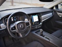 https://www.autoroyal.es/media/com_expautospro/images/big/turismos_todo_terrenos_y_furgonetas_volvo_v90_6468980f537d7.JPG