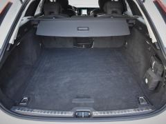 https://www.autoroyal.es/media/com_expautospro/images/big/turismos_todo_terrenos_y_furgonetas_volvo_v90_646898127b781.JPG