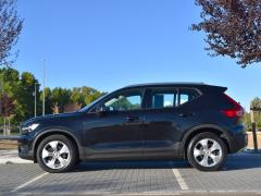 https://www.autoroyal.es/media/com_expautospro/images/big/turismos_todo_terrenos_y_furgonetas_volvo_xc40_66f6f01684fe1.JPG