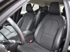 https://www.autoroyal.es/media/com_expautospro/images/big/turismos_todo_terrenos_y_furgonetas_volvo_xc40_68b1ce99f0662.JPG