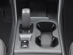 https://www.autoroyal.es/media/com_expautospro/images/big/turismos_todo_terrenos_y_furgonetas_volvo_xc40_68b1ce9bd6af4.JPG