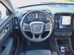 https://www.autoroyal.es/media/com_expautospro/images/big/turismos_todo_terrenos_y_furgonetas_volvo_xc40_6a0de7444bc85.JPG