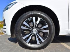 https://www.autoroyal.es/media/com_expautospro/images/big/turismos_todo_terrenos_y_furgonetas_volvo_xc60_6aabce0fe6483.JPG